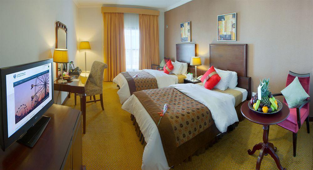 Golden Tulip Qaser Al Baha Exterior photo