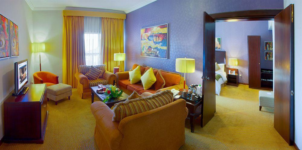 Golden Tulip Qaser Al Baha Exterior photo