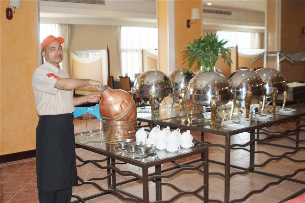 Golden Tulip Qaser Al Baha Restaurant photo