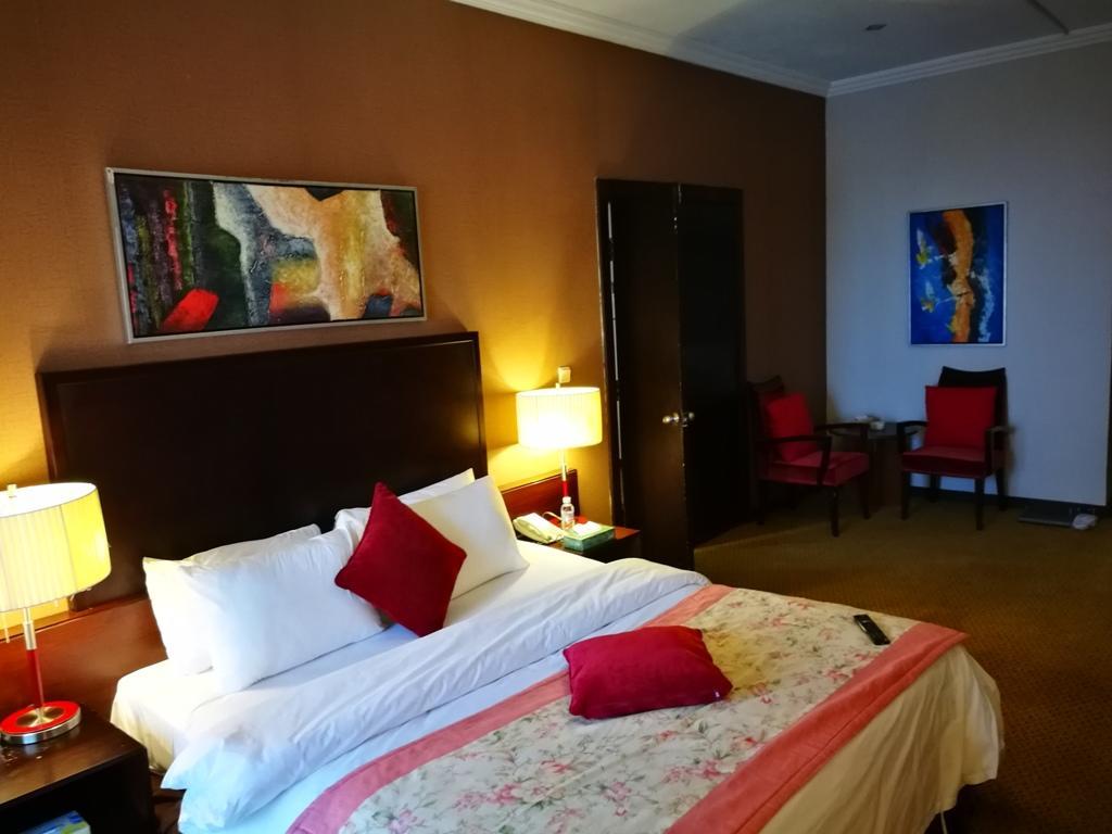 Golden Tulip Qaser Al Baha Exterior photo