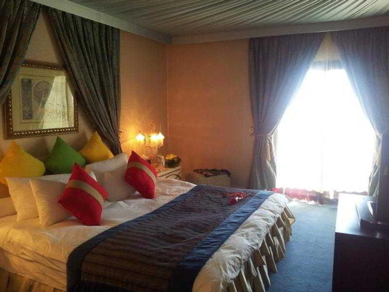 Golden Tulip Qaser Al Baha Exterior photo