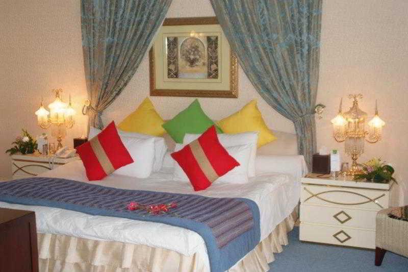 Golden Tulip Qaser Al Baha Exterior photo