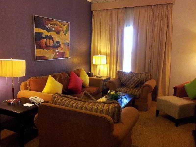 Golden Tulip Qaser Al Baha Exterior photo