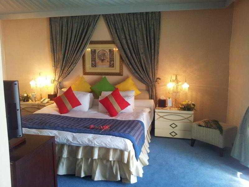 Golden Tulip Qaser Al Baha Exterior photo
