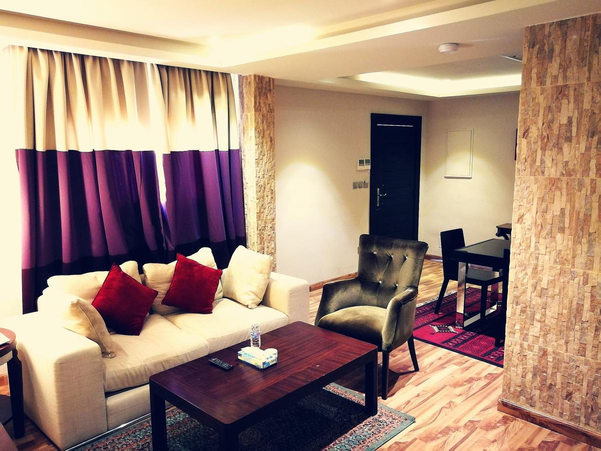 Golden Tulip Qaser Al Baha Exterior photo